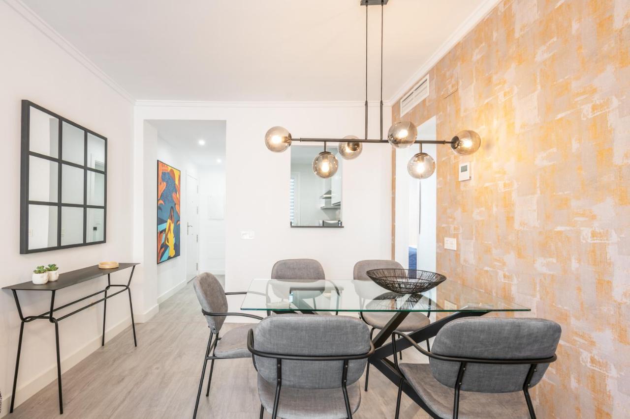 Princesas Flat, Luxury Apartament Near Beach&Metro Free Parking マラガ エクステリア 写真